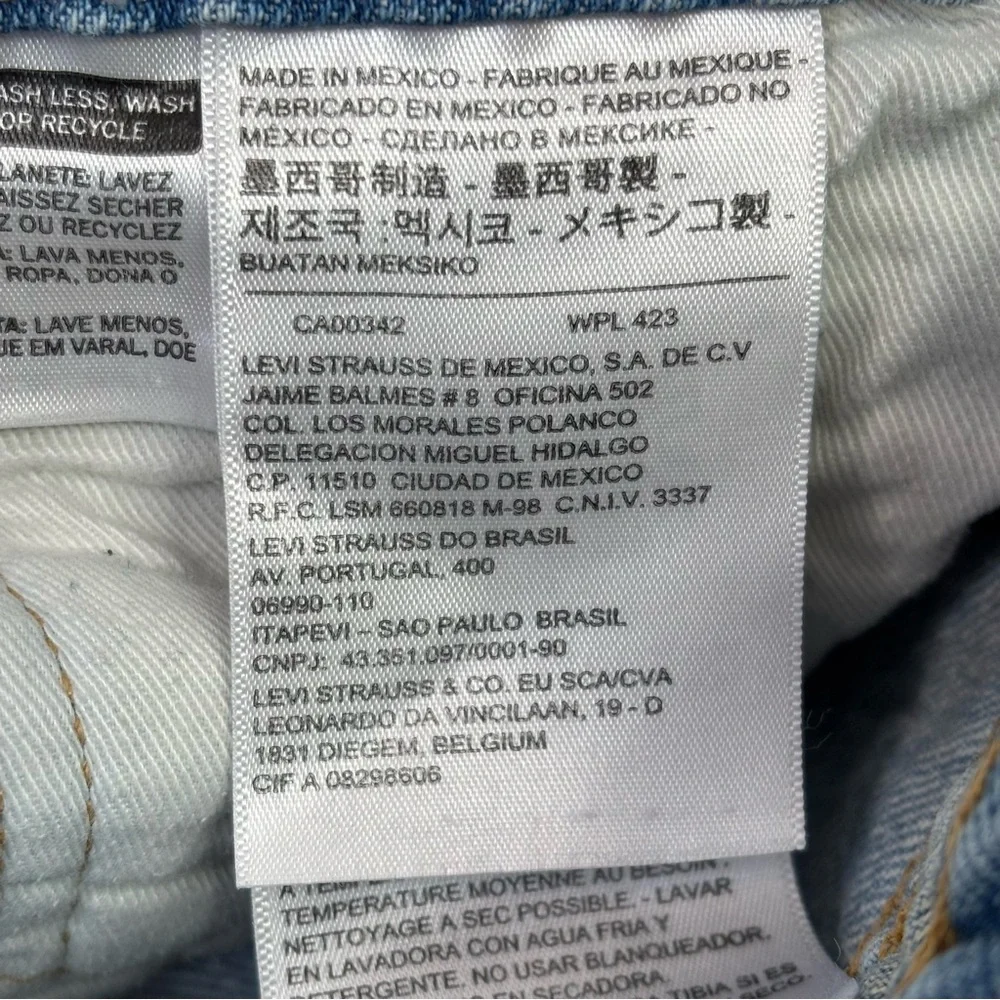 Levi’s Men’s 510 Skinny Fit Jeans 29x30 (Inseam Measures 28”) Light-Medium‎ Wash